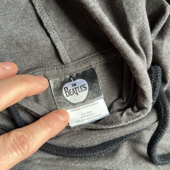 The Beatles Abbey Road Hooded T-Shirt Size Medium - Picture 3 of 6